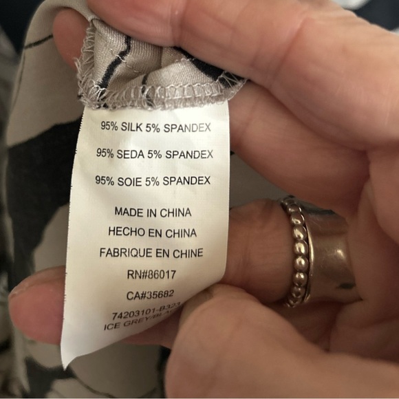 ❤️ 3/$15❤️ Bebe Silk dress - Picture 7 of 13